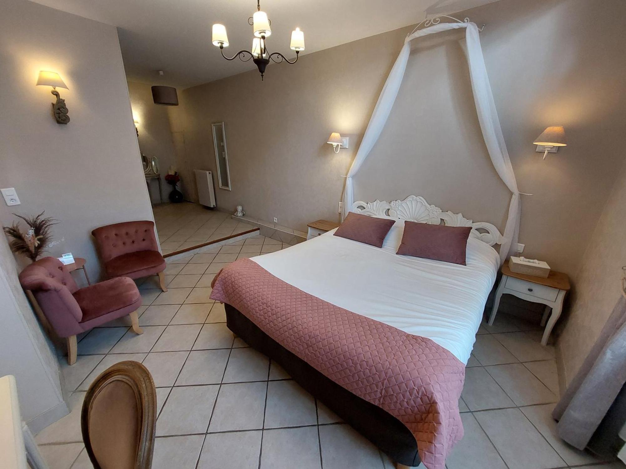 Logis Hotel Le Prince Noir Serignac-sur-Garonne Екстер'єр фото
