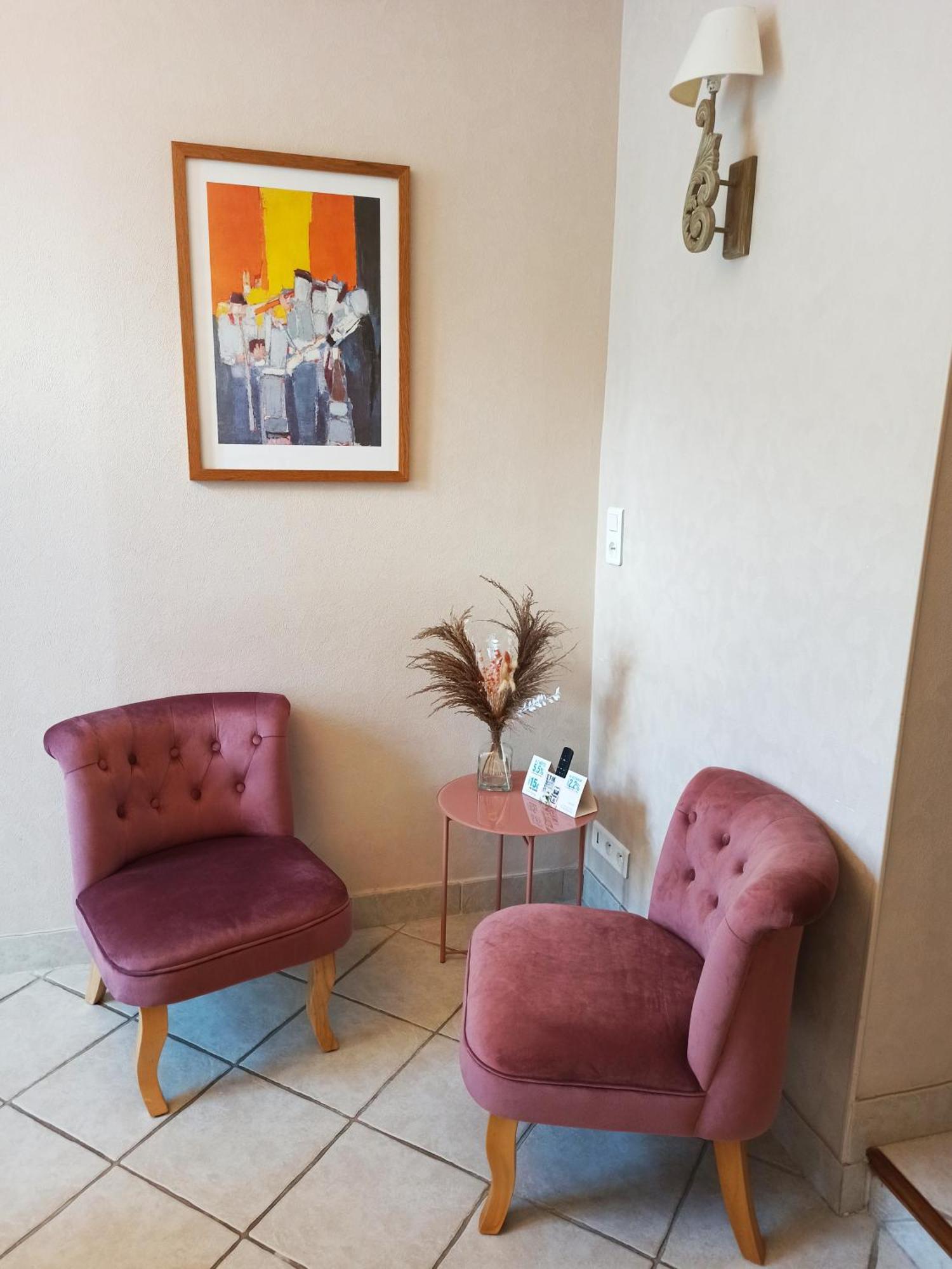 Logis Hotel Le Prince Noir Serignac-sur-Garonne Екстер'єр фото