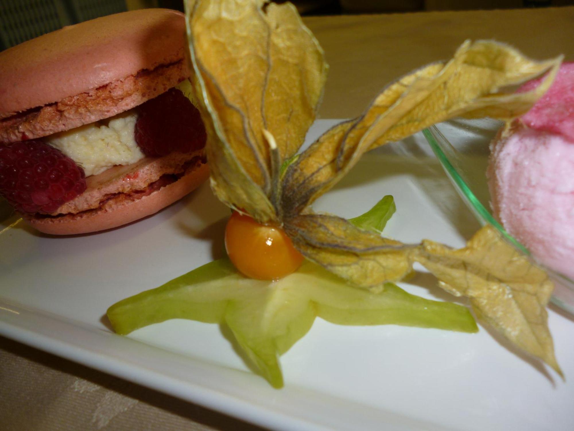 Logis Hotel Le Prince Noir Serignac-sur-Garonne Екстер'єр фото